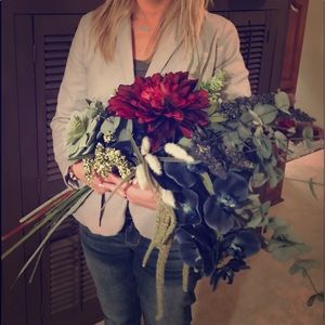 Artificial flower bouquet